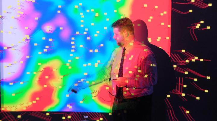 John Shaw teaching in the VizLab